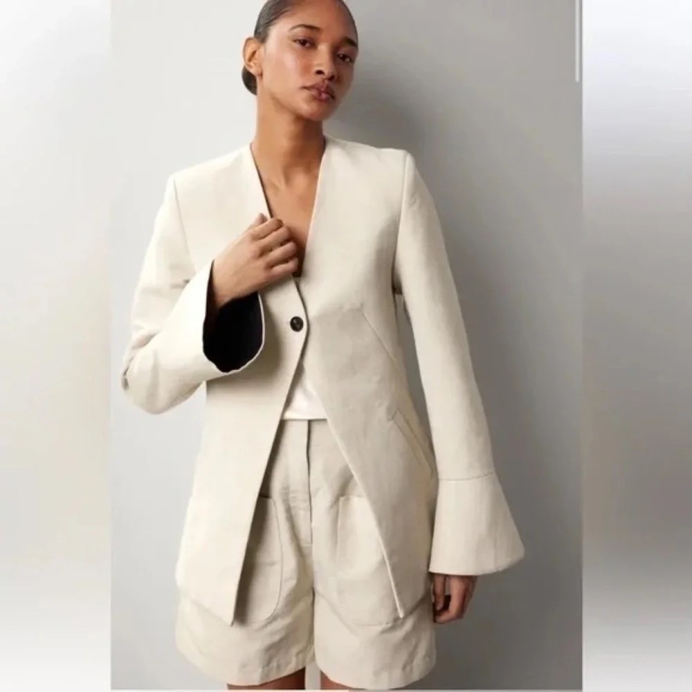 Co Flare-Cuff Single-Breasted Wool Hemp Collarless Blazer Oatmeal Beige Small